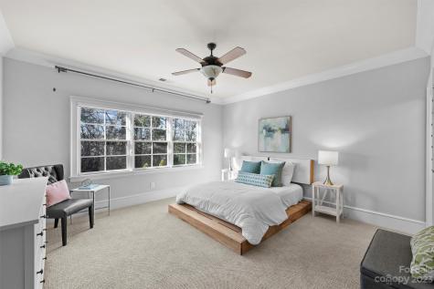 7612 Stonecroft Park Drive Charlotte NC 28226