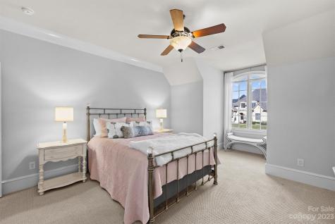 7612 Stonecroft Park Drive Charlotte NC 28226