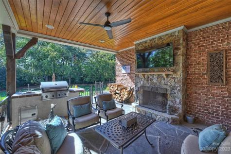 7612 Stonecroft Park Drive Charlotte NC 28226