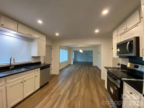640 Edgewood Drive Wilkesboro NC 28697