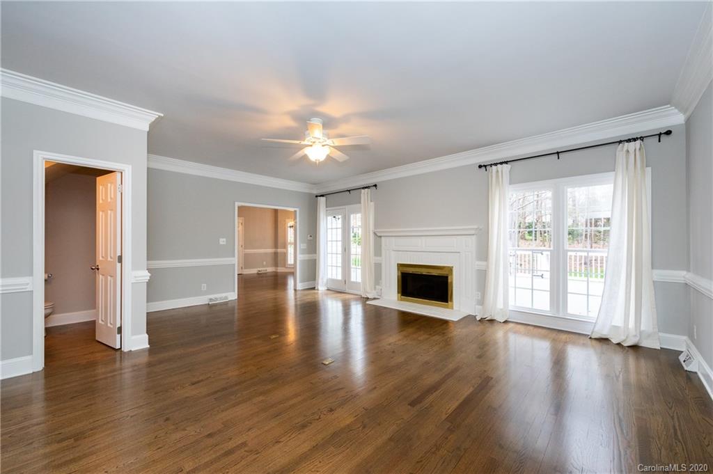 8701 Cahill Lane Charlotte NC 28277