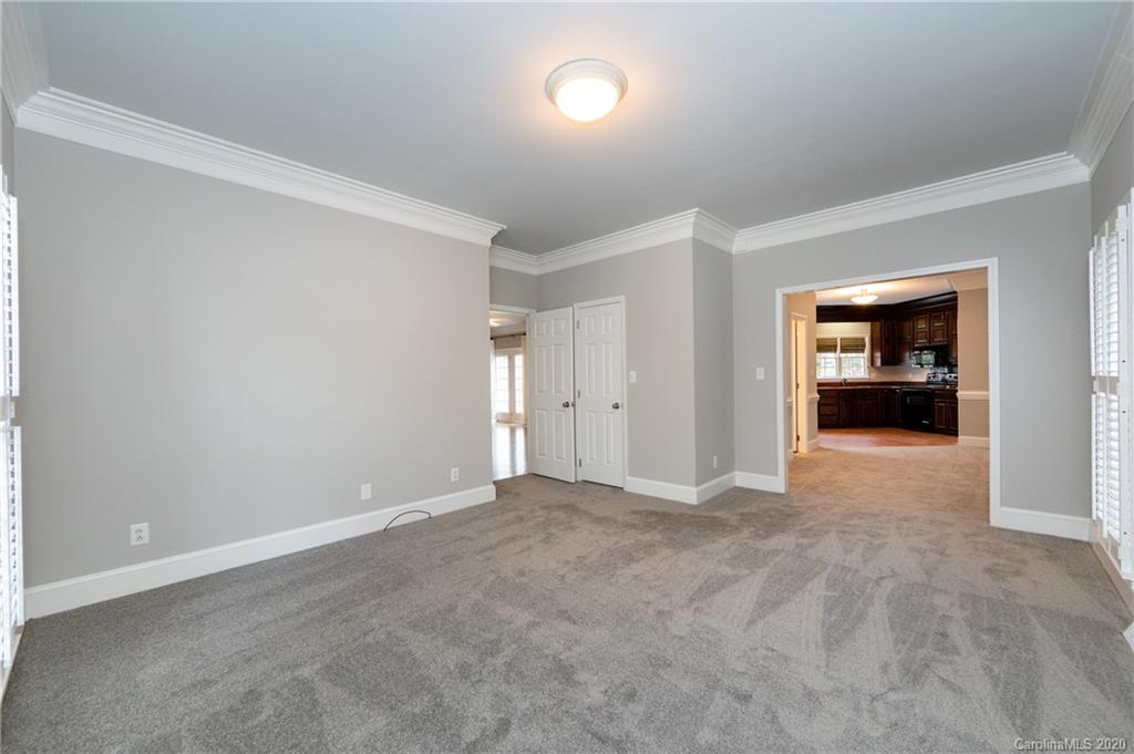 8701 Cahill Lane Charlotte NC 28277