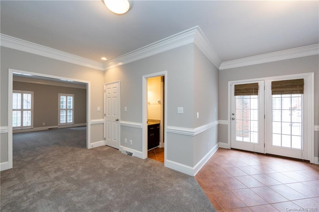 8701 Cahill Lane Charlotte NC 28277