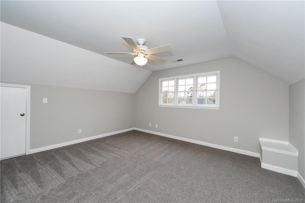 8701 Cahill Lane Charlotte NC 28277