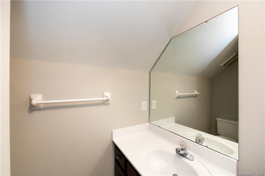 8701 Cahill Lane Charlotte NC 28277