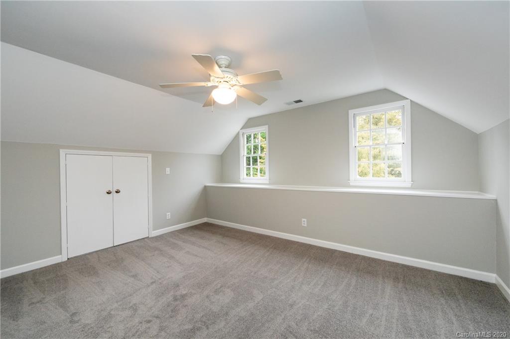 8701 Cahill Lane Charlotte NC 28277