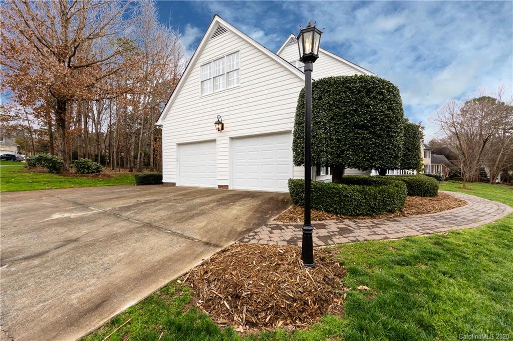 8701 Cahill Lane Charlotte NC 28277