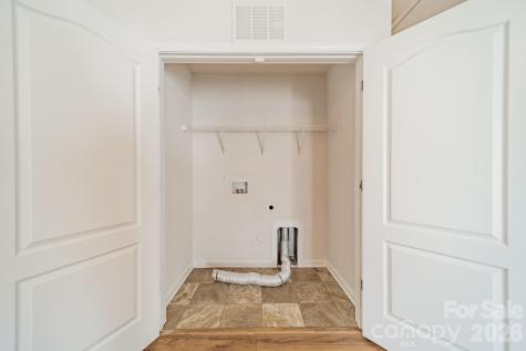 8315 Paw Valley Lane Charlotte NC 28214