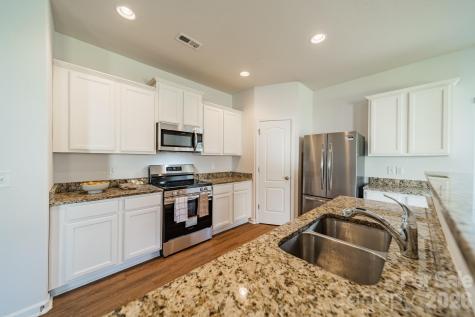 8315 Paw Valley Lane Charlotte NC 28214