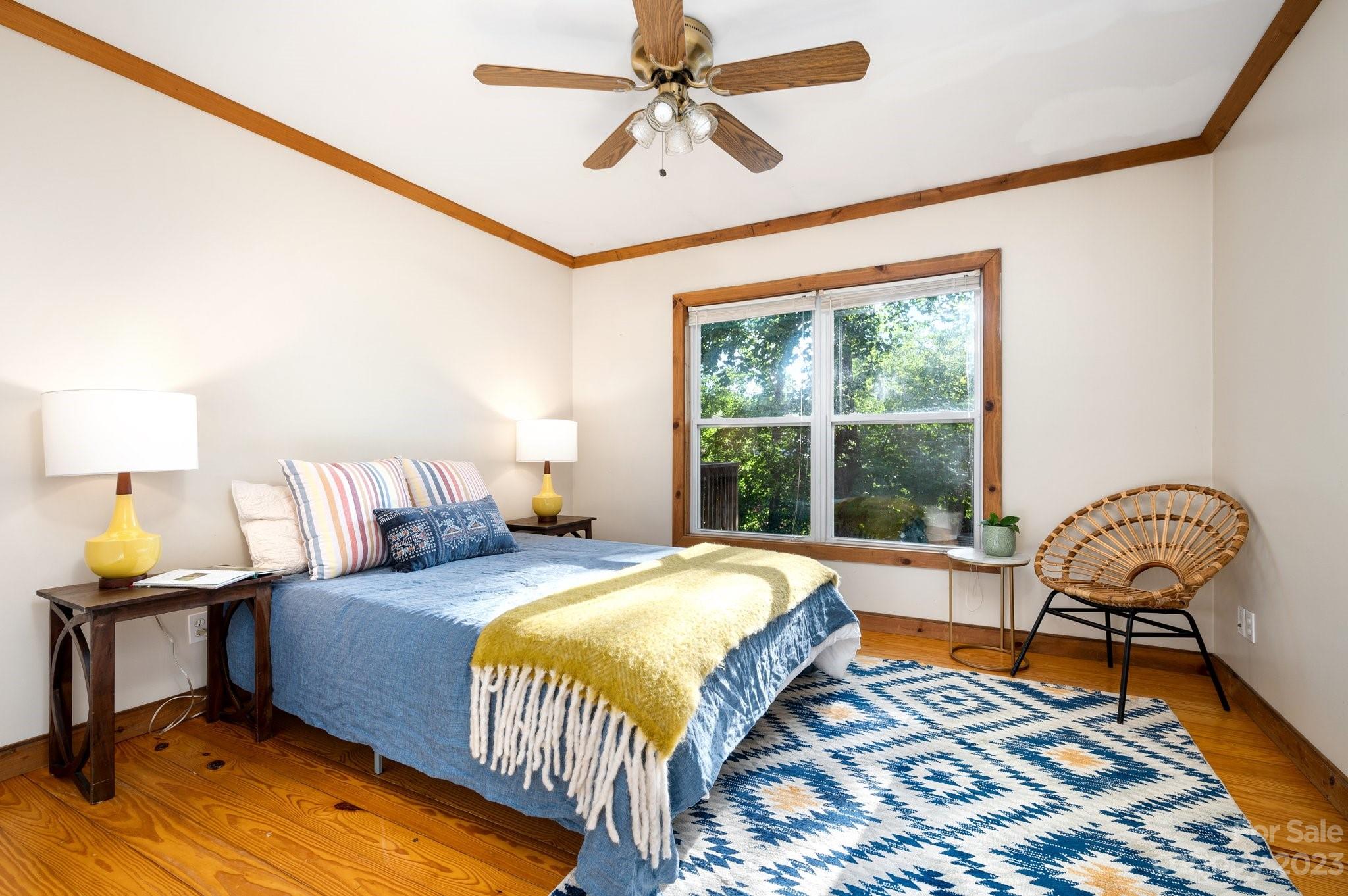 4 Peace Street Asheville NC 28806