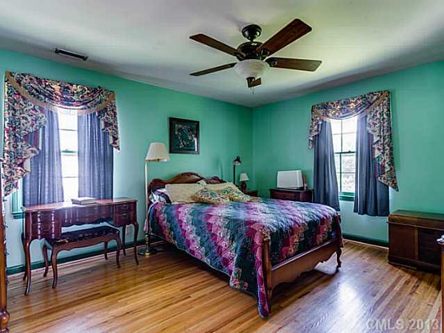 1316 Brockton Lane Charlotte NC 28226