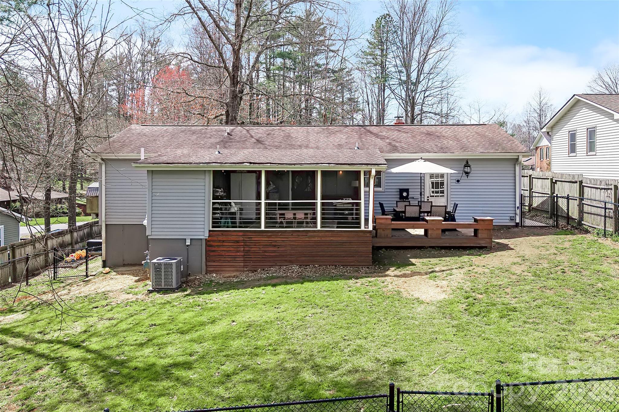 294 Timberlane Drive Etowah NC 28729
