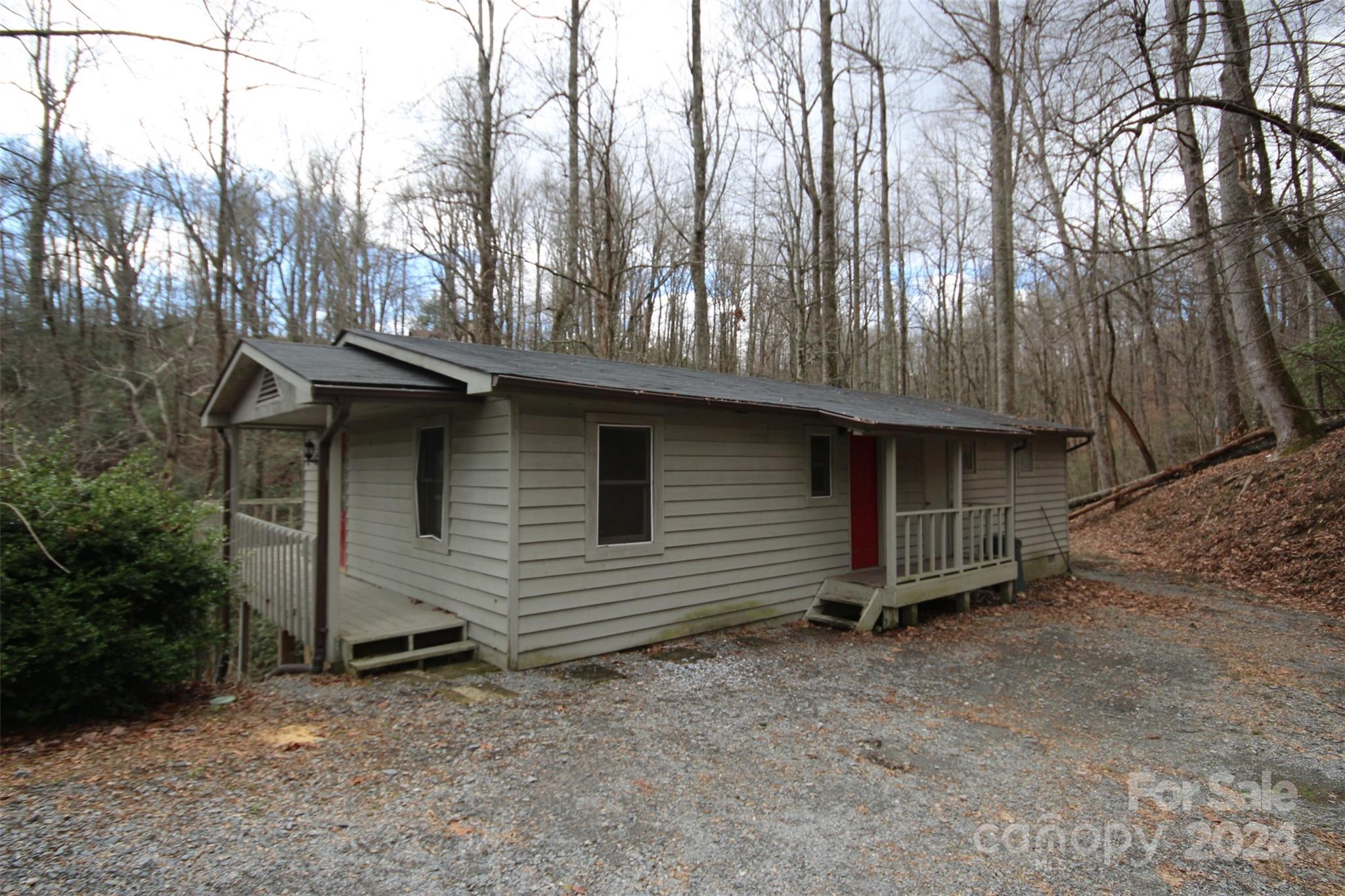 128 Cheulah Road Brevard NC 28712