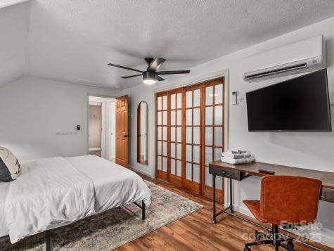 120 Whitney Drive Asheville NC 28806