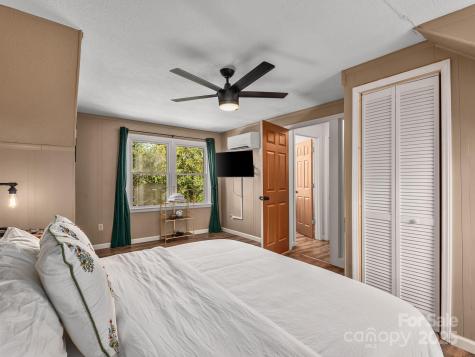 120 Whitney Drive Asheville NC 28806