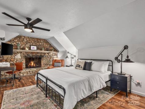 120 Whitney Drive Asheville NC 28806