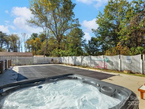 120 Whitney Drive Asheville NC 28806