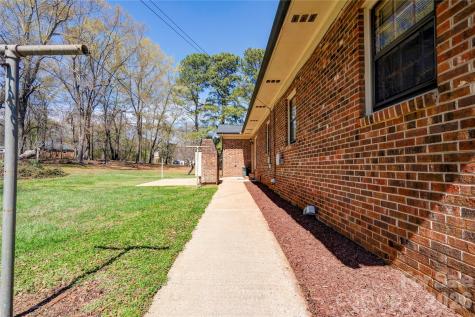 431 N Main Street Shelby NC 28152