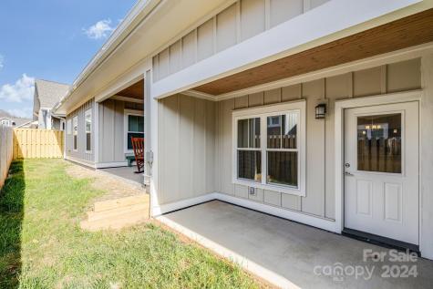 7 Cozy Cottage Way Arden NC 28704