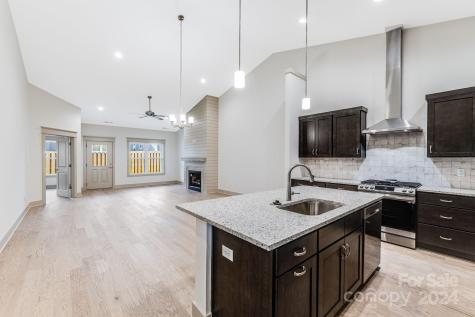 7 Cozy Cottage Way Arden NC 28704