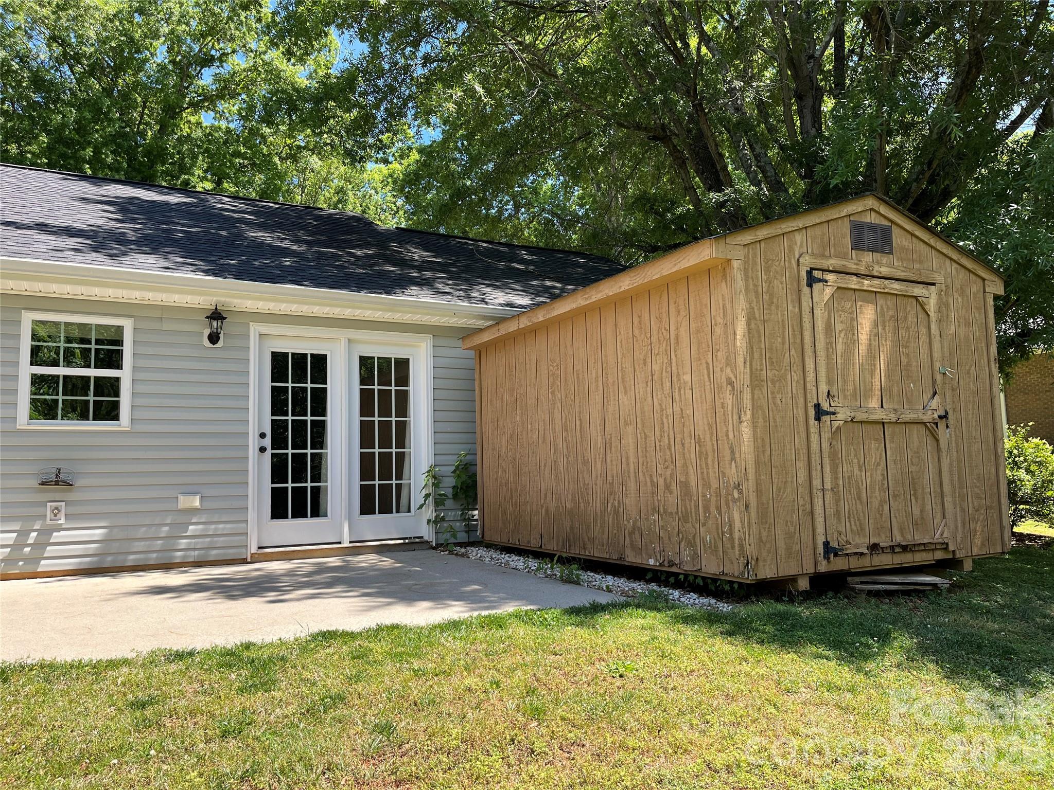 188 W Church Street Mocksville NC 27028