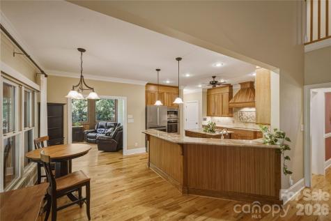 2050 Long Rifle Ridge Road Nebo NC 28761