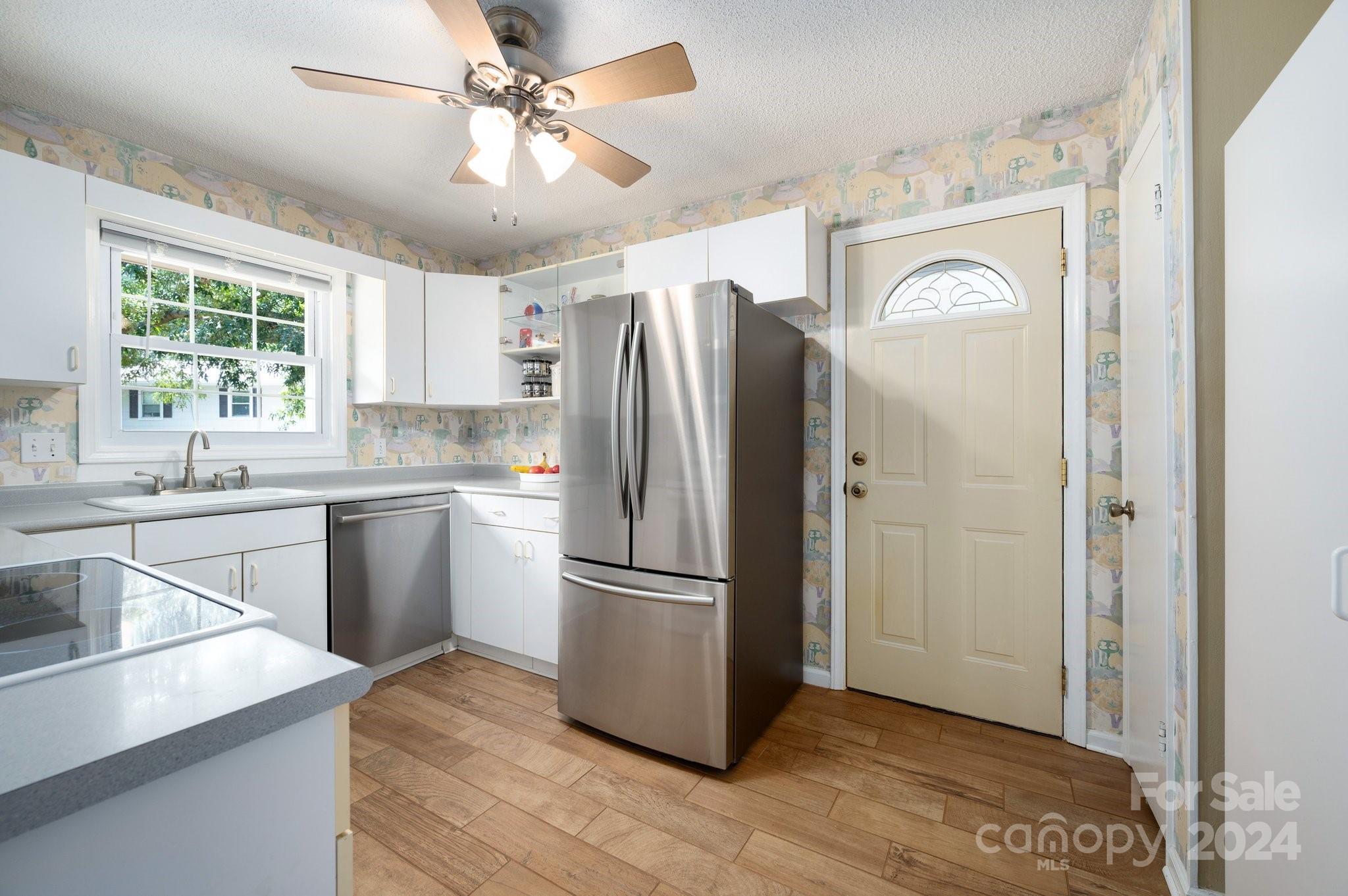 27 Rhododendron Circle Asheville NC 28805