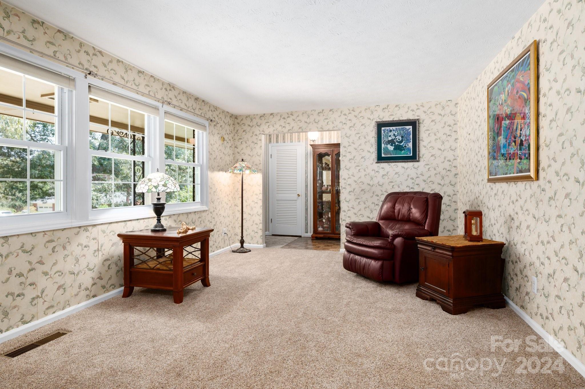 27 Rhododendron Circle Asheville NC 28805