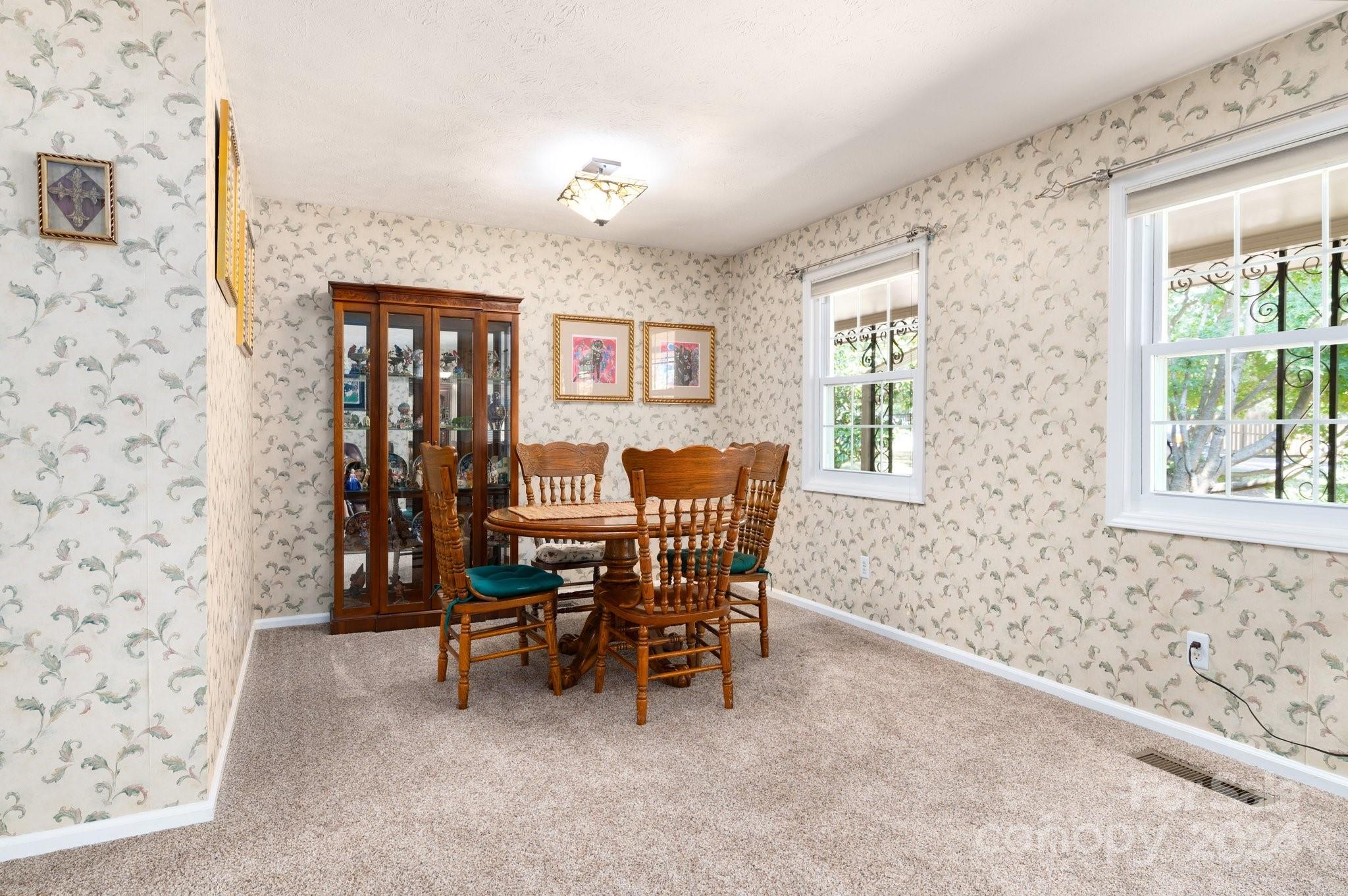 27 Rhododendron Circle Asheville NC 28805