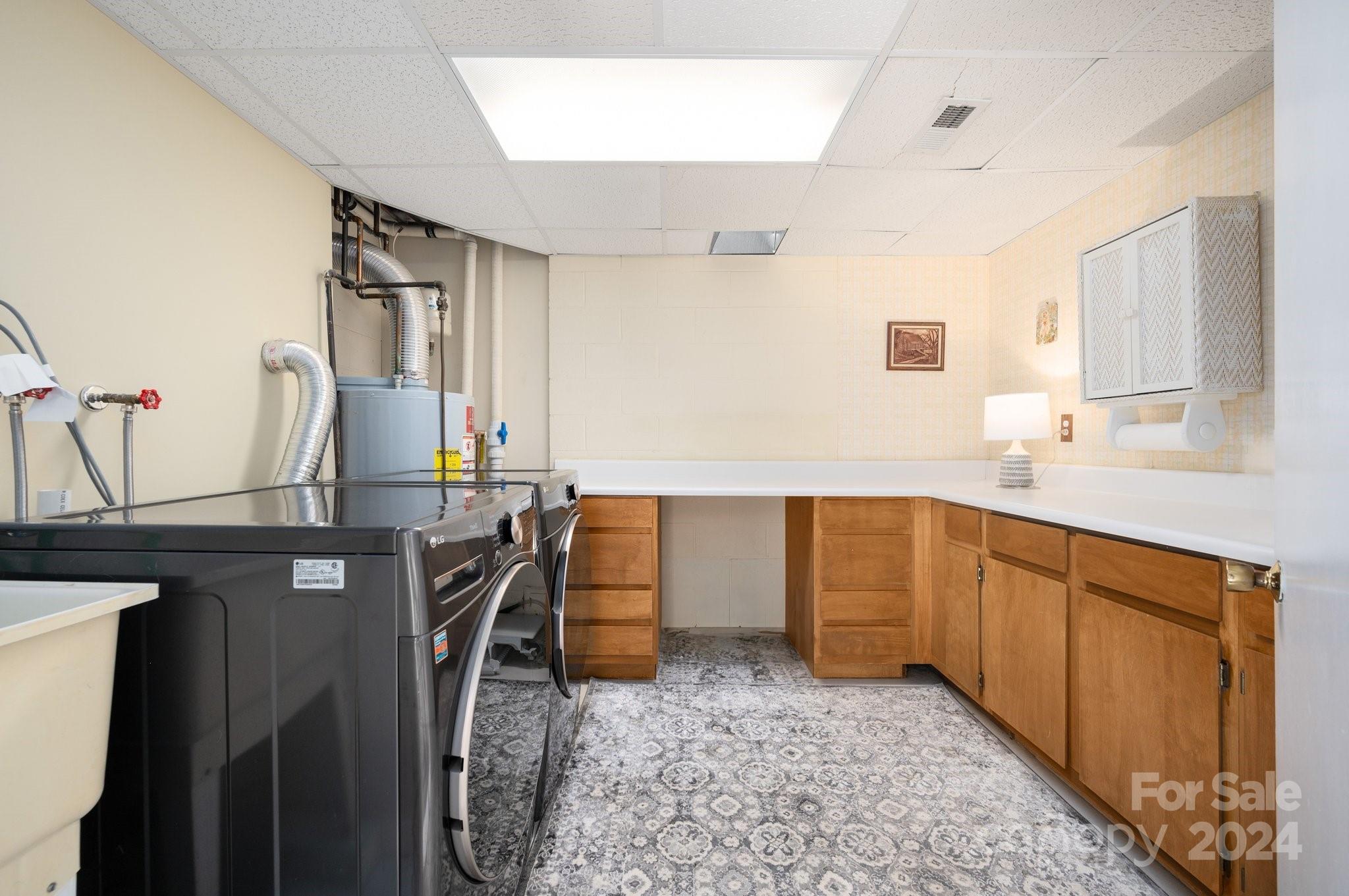 27 Rhododendron Circle Asheville NC 28805
