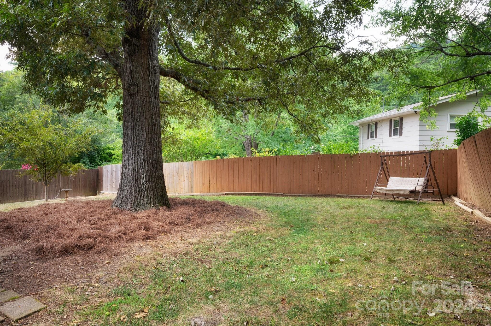 27 Rhododendron Circle Asheville NC 28805