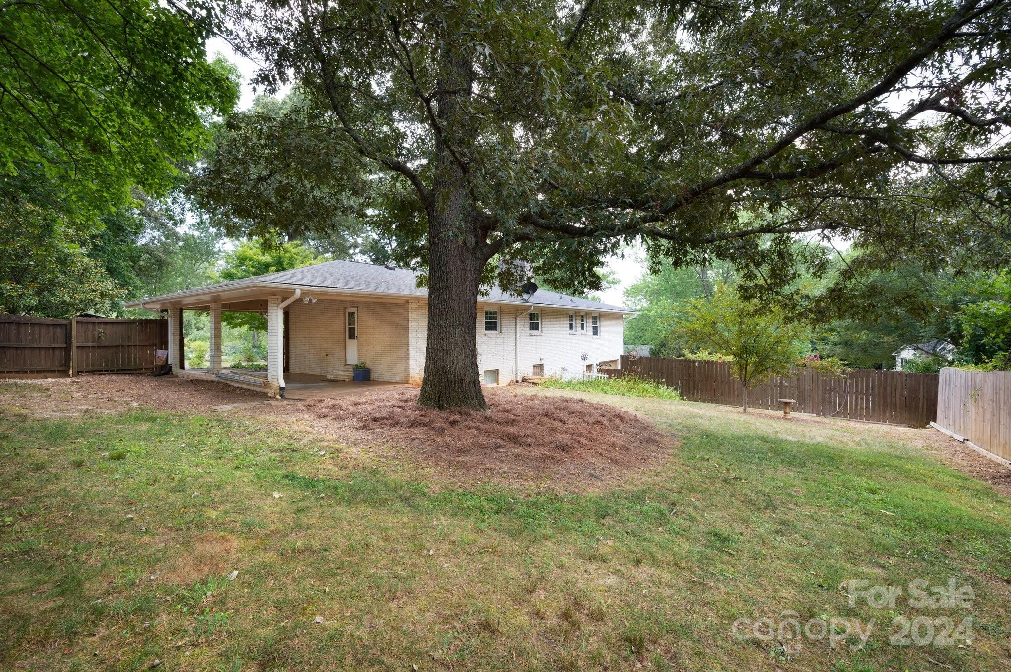 27 Rhododendron Circle Asheville NC 28805