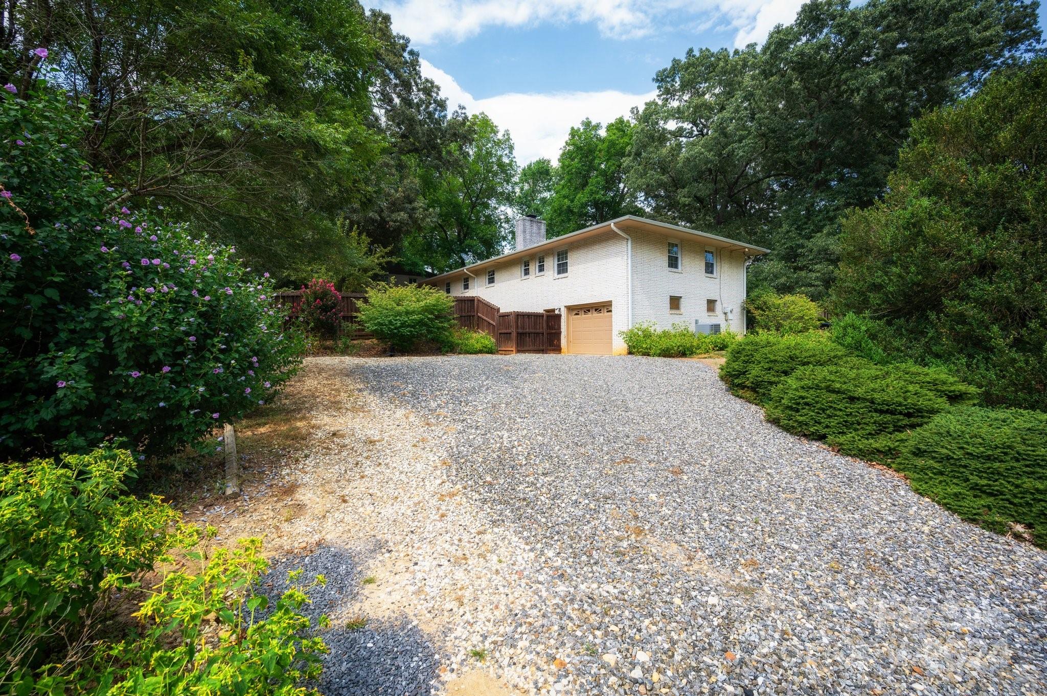 27 Rhododendron Circle Asheville NC 28805