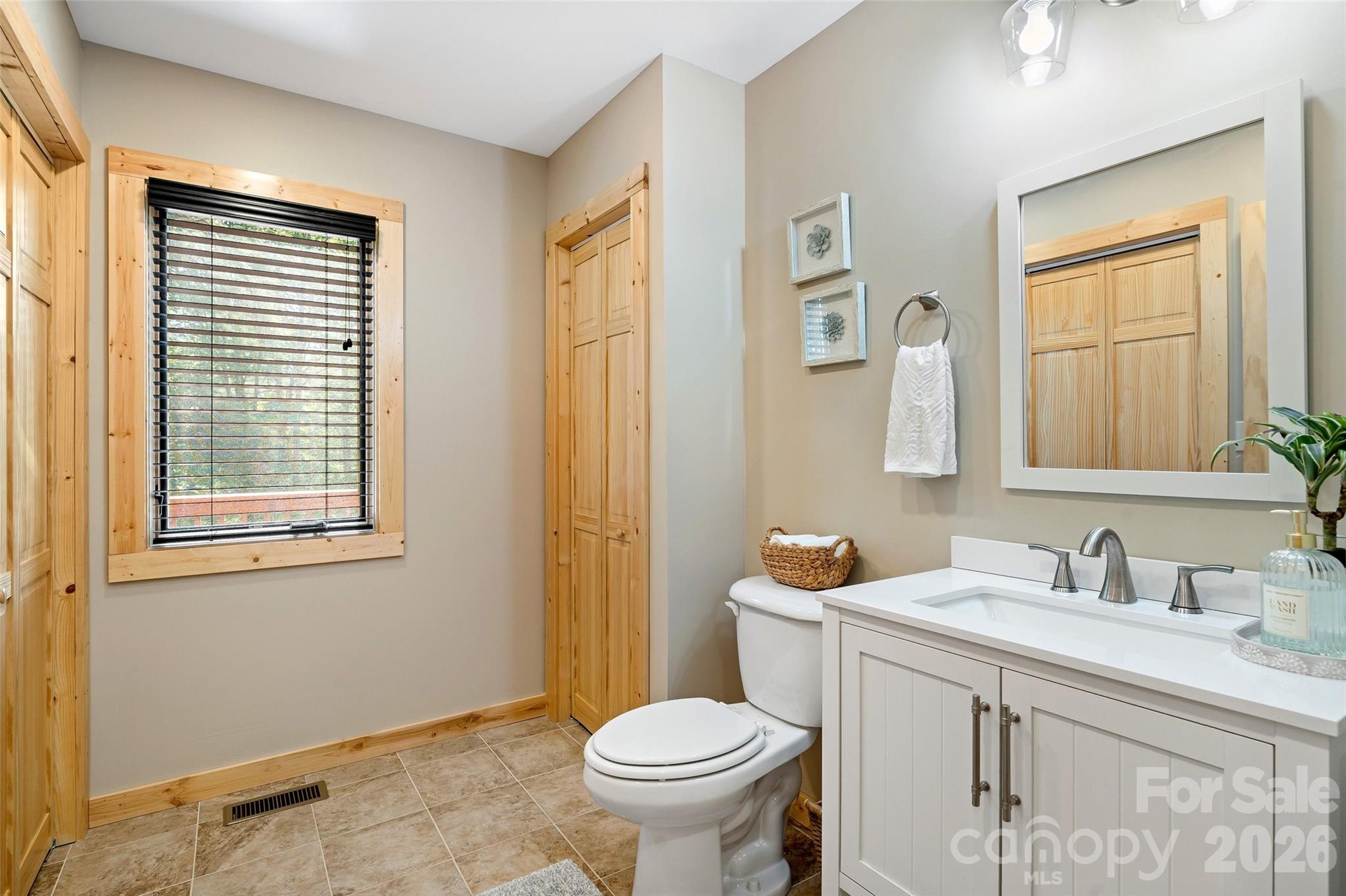 3122 Bear Paw Avenue Valdese NC 28690