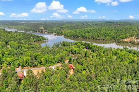 3122 Bear Paw Avenue Valdese NC 28690