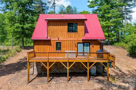 3122 Bear Paw Avenue Valdese NC 28690