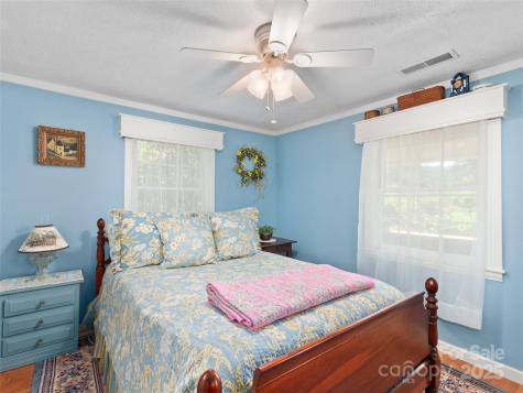 229 Crabtree Mountain Road Canton NC 28716