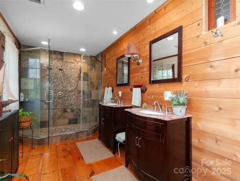 229 Crabtree Mountain Road Canton NC 28716