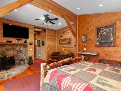 229 Crabtree Mountain Road Canton NC 28716