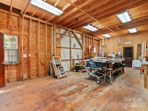 229 Crabtree Mountain Road Canton NC 28716