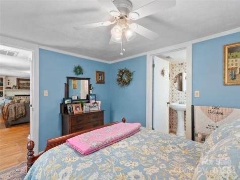 229 Crabtree Mountain Road Canton NC 28716