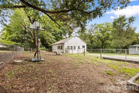 323 E 20th Street Kannapolis NC 28083