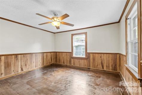 323 E 20th Street Kannapolis NC 28083
