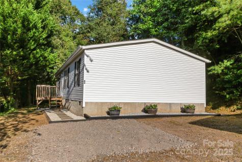 43 Goose Creek Road Swannanoa NC 28778