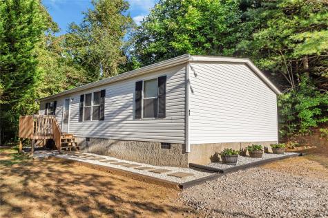 43 Goose Creek Road Swannanoa NC 28778