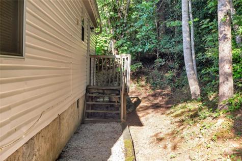 43 Goose Creek Road Swannanoa NC 28778