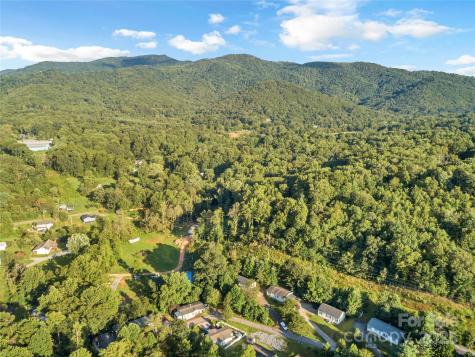 43 Goose Creek Road Swannanoa NC 28778