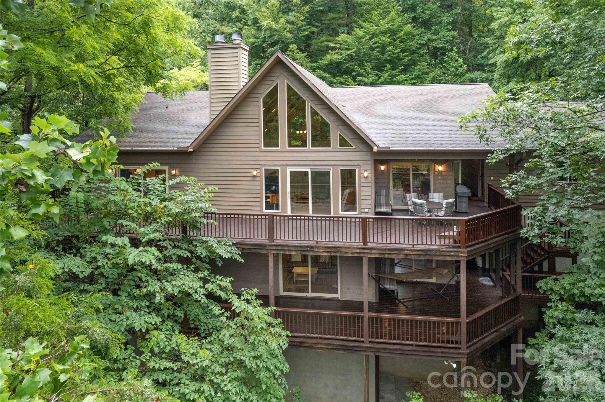 300 Sweet Birch Lane Tuckasegee NC 28783