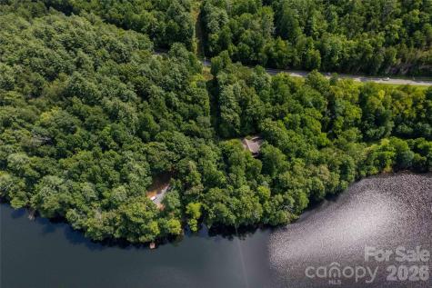 300 Sweet Birch Lane Tuckasegee NC 28783