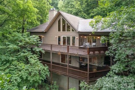 300 Sweet Birch Lane Tuckasegee NC 28783